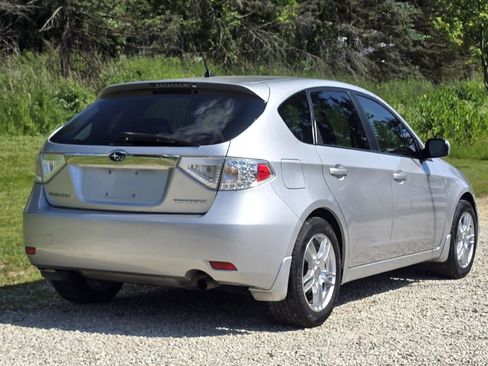 Used 2009 Subaru Impreza 2.5i AWD/4WD image 9
