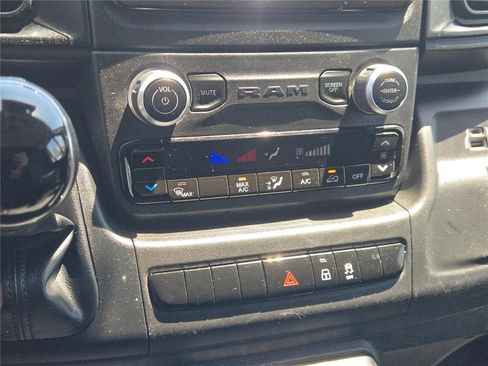 Used 2023 RAM ProMaster 2500 FWD image 26