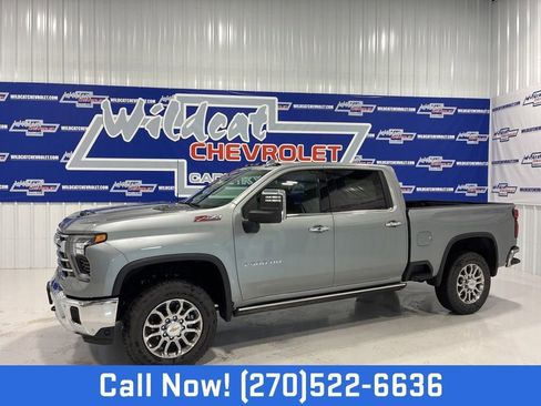 New 2026 Chevrolet Silverado 2500 LTZ w/ LTZ Premium Package AWD/4WD image 1