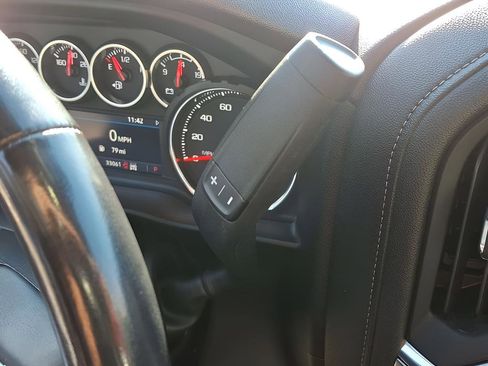 Used 2021 Chevrolet Silverado 1500 RST image 15