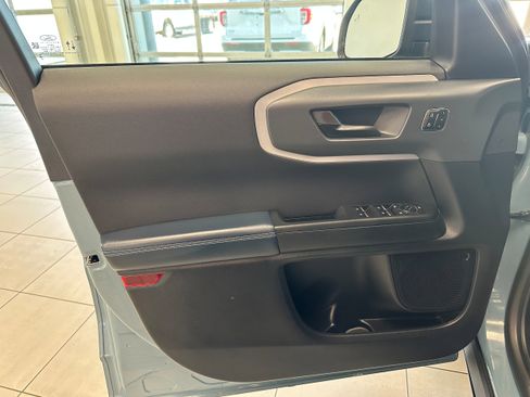 Used 2023 Ford Bronco Sport Outer Banks AWD/4WD image 12