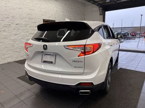 Used 2023 Acura RDX AWD w/ Advance Package image 2