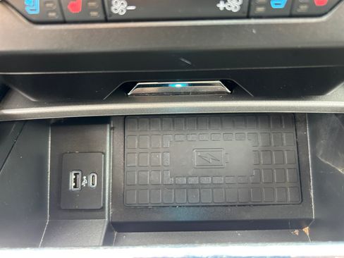 Used 2021 Ford Expedition XLT RWD image 19