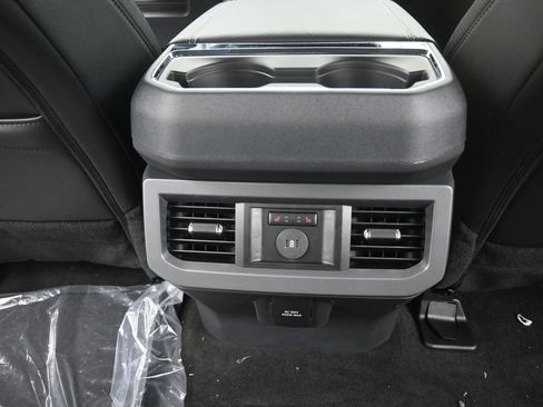 New 2026 Ford F250 Lariat w/ Black Appearance Package image 16