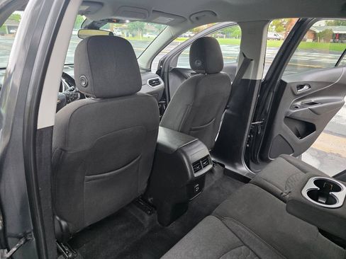 Used 2019 Chevrolet Equinox LT w/ LPO, Cargo Package FWD image 22