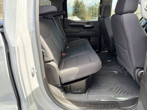 Used 2024 Chevrolet Silverado 1500 LT Trail Boss w/ Protection Package AWD/4WD image 28