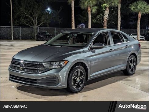 Used 2022 Volkswagen Jetta S image 1
