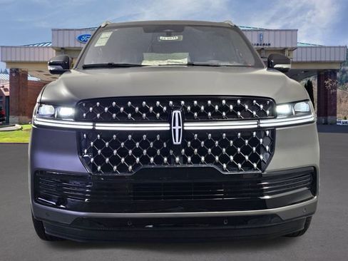 New 2025 Lincoln Navigator L Black Label image 3