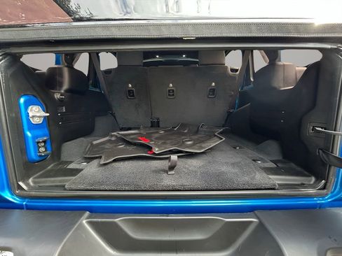 Certified 2024 Jeep Wrangler Sahara image 32