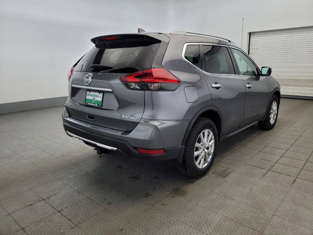 Used 2017 Nissan Rogue SV AWD/4WD image 9