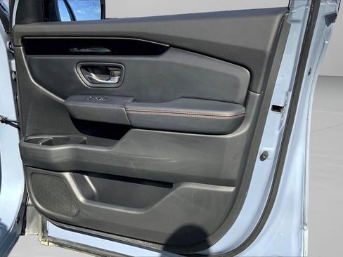 Used 2024 Honda Pilot TrailSport image 25