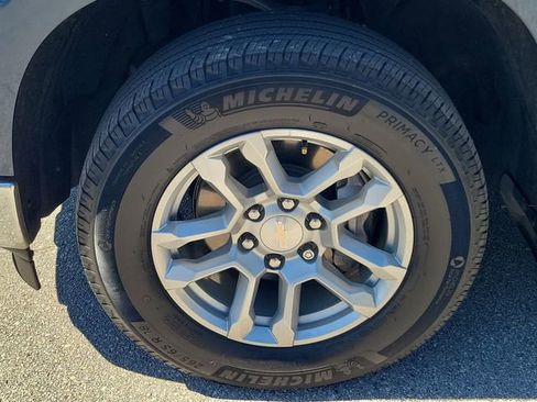 Certified 2022 Chevrolet Silverado 1500 LT image 7