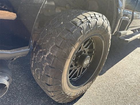 Used 2023 Ford F250 XLT w/ Black Appearance Package image 20