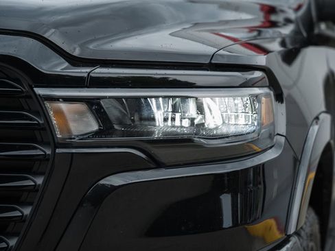 New 2026 RAM 1500 Laramie AWD/4WD image 13