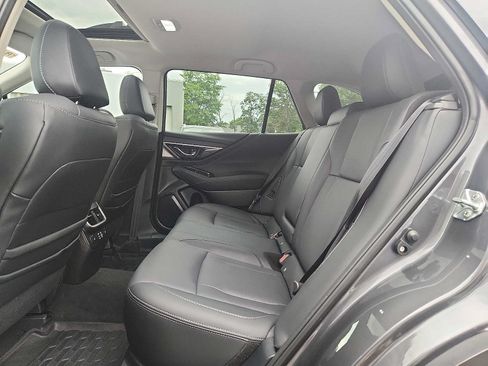 Used 2023 Subaru Outback Limited AWD/4WD image 10