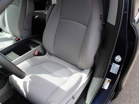 Used 2021 Honda Odyssey LX image 18