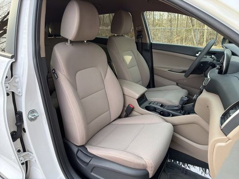Used 2019 Hyundai Tucson Sport image 9