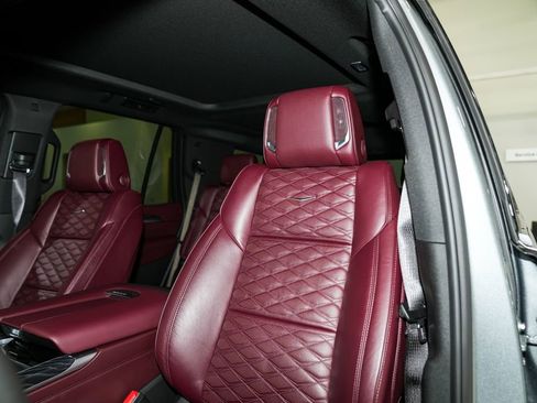 Used 2026 Cadillac Escalade Sport w/ Touring Package AWD/4WD image 31