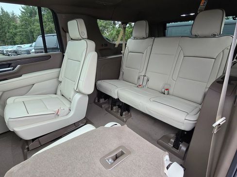 New 2026 GMC Yukon XL Denali w/ Denali Reserve Package image 54