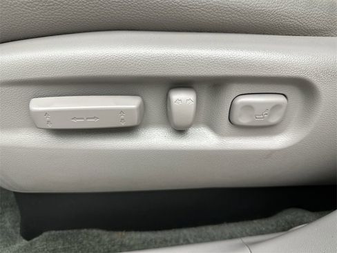 Used 2015 Honda Pilot Touring image 12