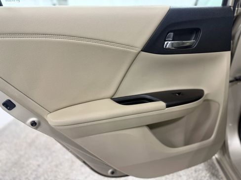 Used 2014 Honda Accord EX-L image 34