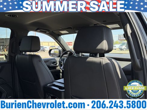 Used 2022 Chevrolet Suburban Z71 AWD/4WD image 25