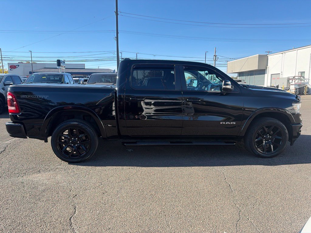Used 2022 RAM 1500 Laramie AWD/4WD image 7