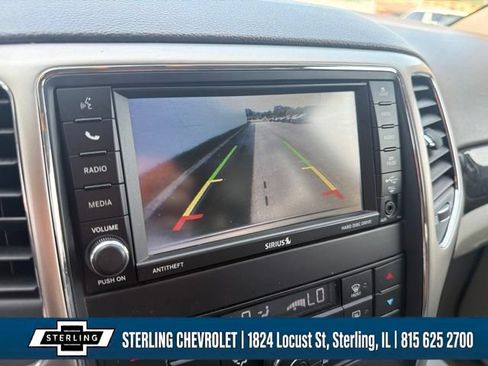 Used 2013 Jeep Grand Cherokee Laredo AWD/4WD image 25