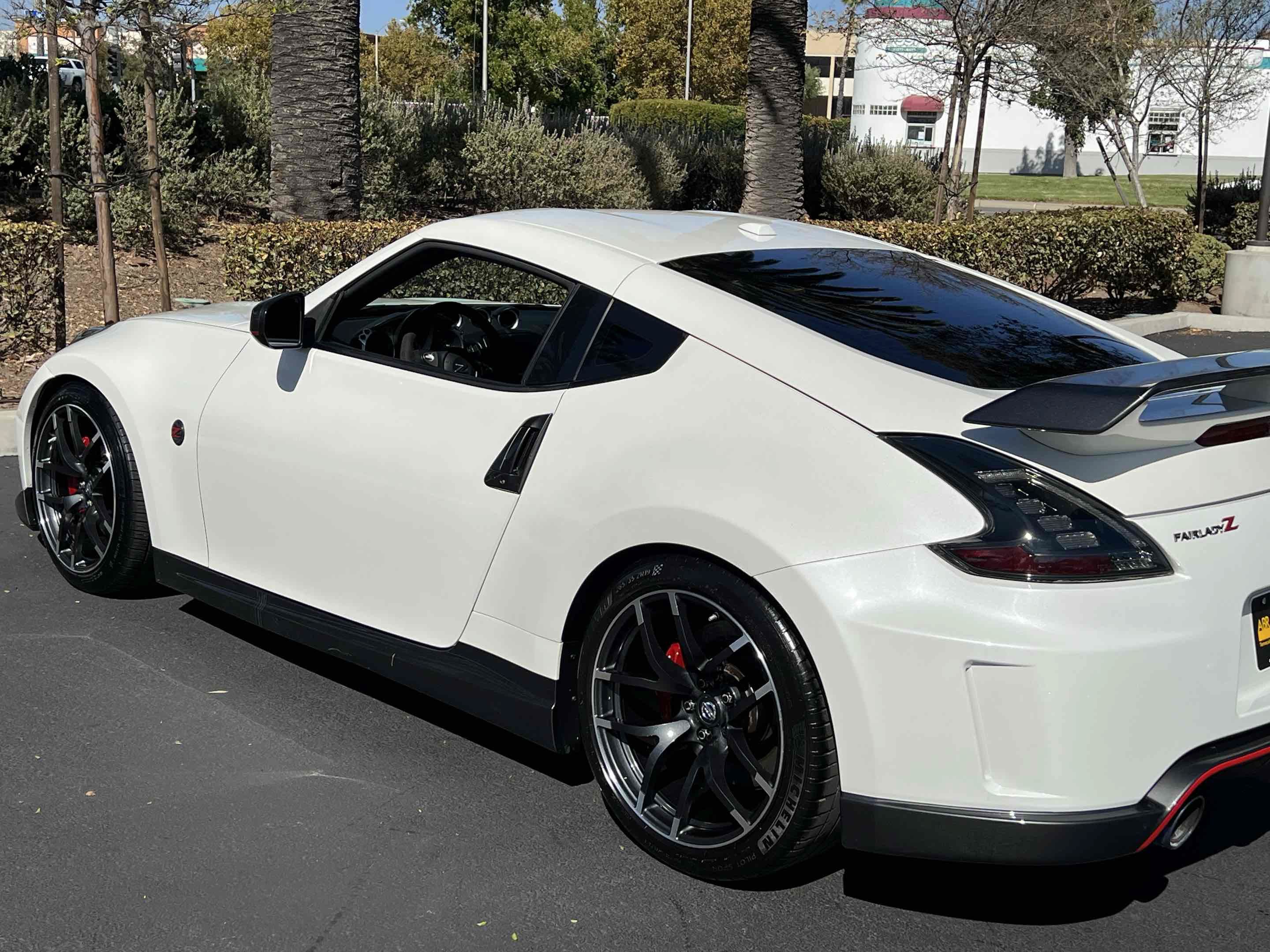 Used 2014 Nissan 370Z NISMO w/ Bose Package RWD image 36