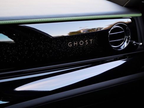 Certified 2023 Rolls-Royce Ghost image 19