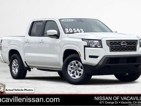 Certified 2024 Nissan Frontier SV image 1