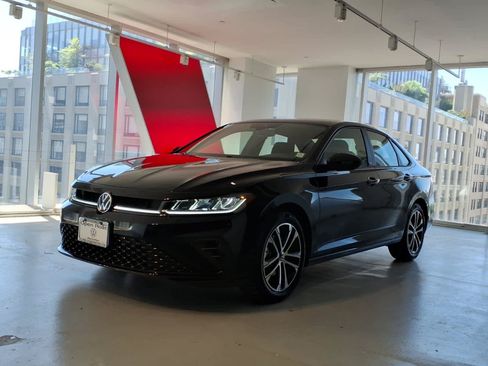 Used 2026 Volkswagen Jetta Sport FWD image 1