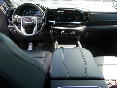 Certified 2025 GMC Sierra 2500 SLT w/ SLT Convenience Package AWD/4WD image 25