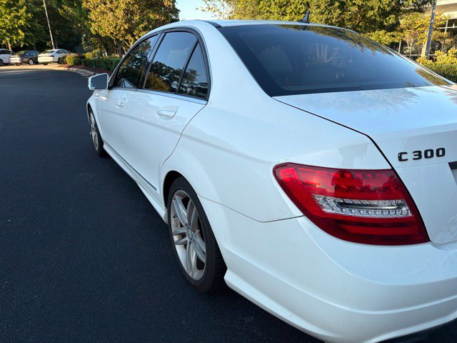 Used 2013 Mercedes-Benz C 300 4MATIC Sedan image 11