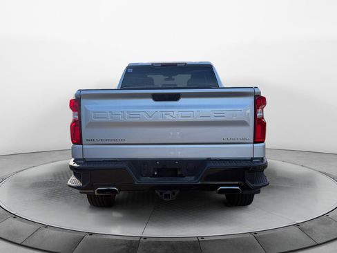 Used 2020 Chevrolet Silverado 1500 Custom Trail Boss w/ Custom Convenience Package AWD/4WD image 6
