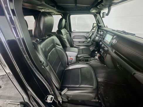 Used 2023 Jeep Wrangler Sahara image 29