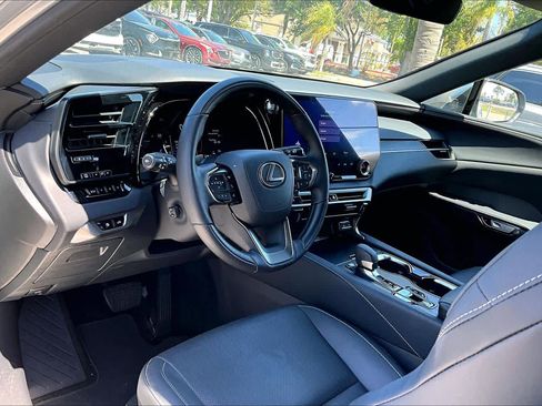 Used 2025 Lexus RX 350 Premium w/ Accessory Package (K3) image 18