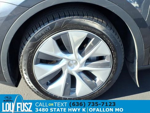 Used 2024 Tesla Model Y Long Range image 30
