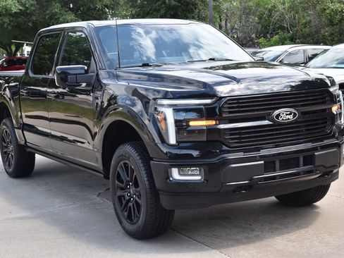 Used 2024 Ford F150 Platinum w/ Equipment Group 702A High AWD/4WD image 4