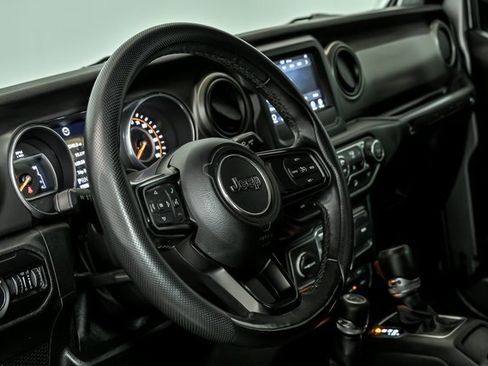 Used 2018 Jeep Wrangler Unlimited Sport S image 14