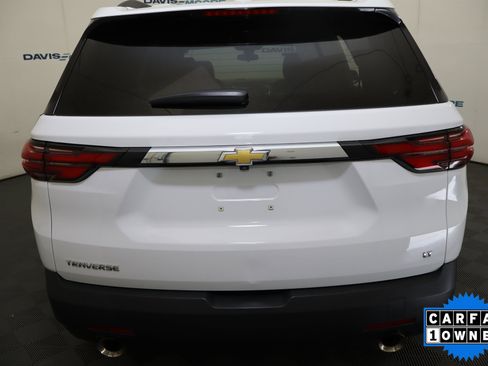Used 2023 Chevrolet Traverse LT FWD image 8