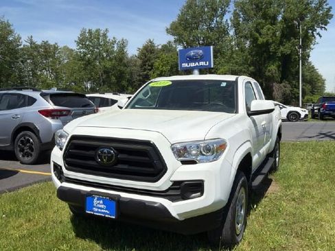 Used 2022 Toyota Tacoma SR w/ SR Convenience Package AWD/4WD image 1