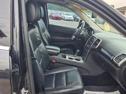 Used 2013 Jeep Grand Cherokee Laredo image 15