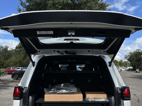 New 2025 Lexus LX 700h Overtrail image 12