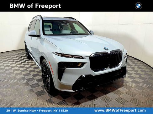 Certified 2023 BMW X7 xDrive40i w/ M Sport Package image 1