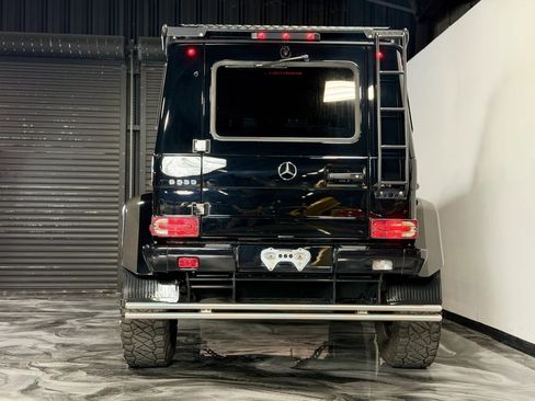 Used 2018 Mercedes-Benz G 550 Squared image 5