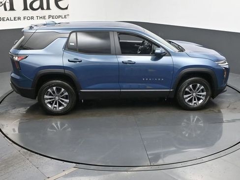 New 2026 Chevrolet Equinox LT w/ Convenience Package II image 17