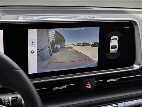 Used 2025 Hyundai Ioniq 6 SE image 11