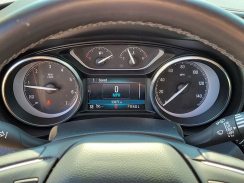 Used 2019 Buick Envision Essence FWD image 25