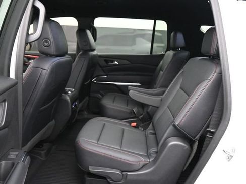 Used 2024 Chevrolet Traverse Z71 w/ LPO, Floor Liner Package AWD/4WD image 36